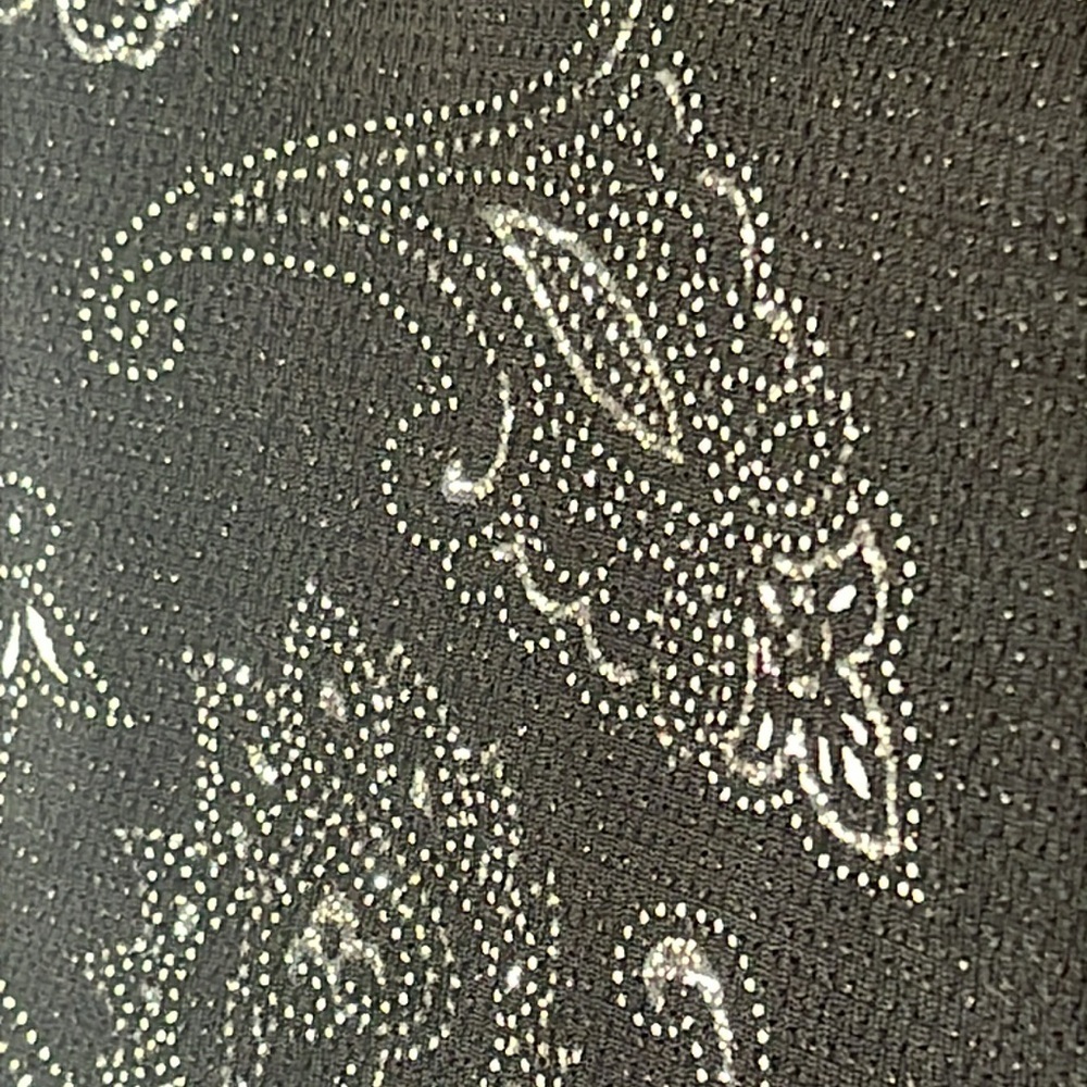 Dressbarn Womens Black Sleeveless Tank Top Blouse Glitzy Shimmery Size L - Picture 5 of 9